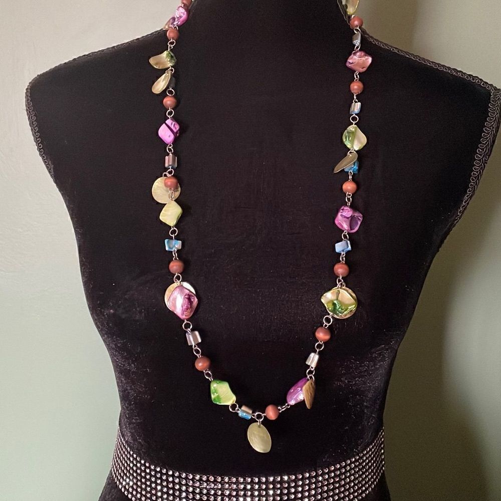 NWT Somona Necklace  